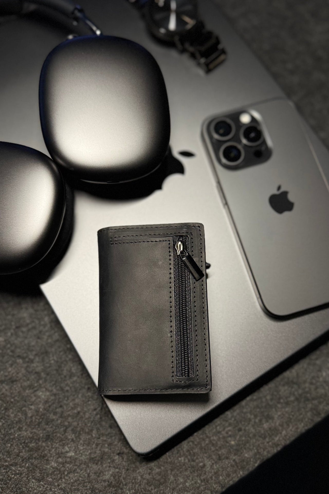 Le Bastion | le portefeuille conçu pour dominer le quotidien